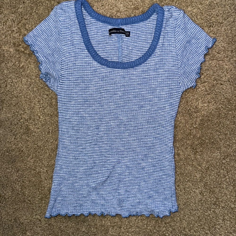Abercrombie & Fitch Blue Short Sleeve Tee Casual